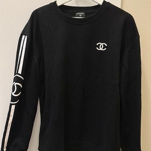 Chanel sweatshirt